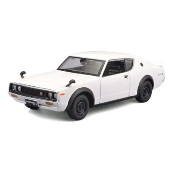 MAISTO 31528 1:24 1973 NISSAN SKYLINE 2000GT-R (KPGC110) WHITE KOUREAS TOYS