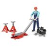 BRUDER 62100 FIGURE-SET GARAGE EQUIPMENT