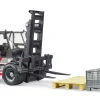 BRUDER 02513 LINDE HT160D STACKER WITH PALLET AND 3 PALLET CAGES KOUREAS TOYS