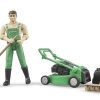 BRUDER 62103 BWORLD GARDENER WITH LAWNMOWER AND EQUIPMENT - Image 2
