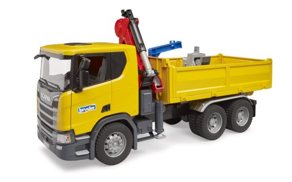 BRUDER 03551 SCANIA SUPER 560R CONSTRUCTION SITE TRUCK WITH CRANE AND 2 PALLETS KOUREAS TOYS