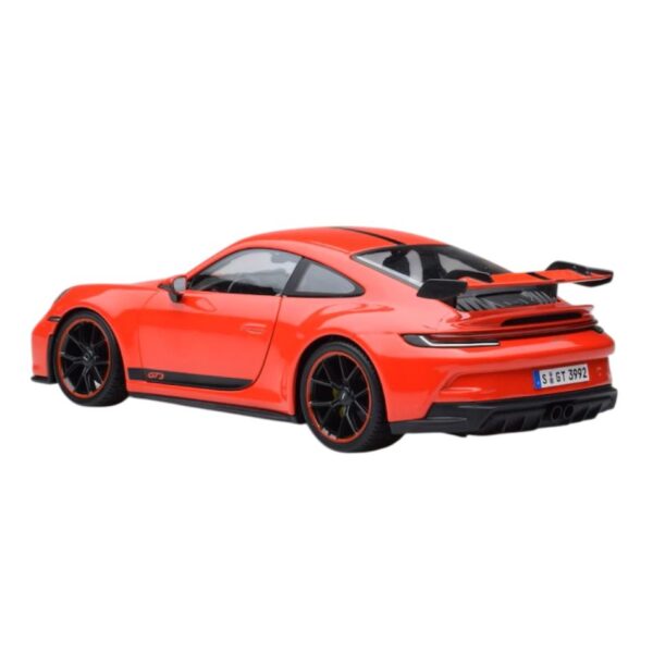 MAISTO 36458 1:18 2022 PORSCHE 911 GT3 WITH STRIPE BLACK KOUREAS TOYS