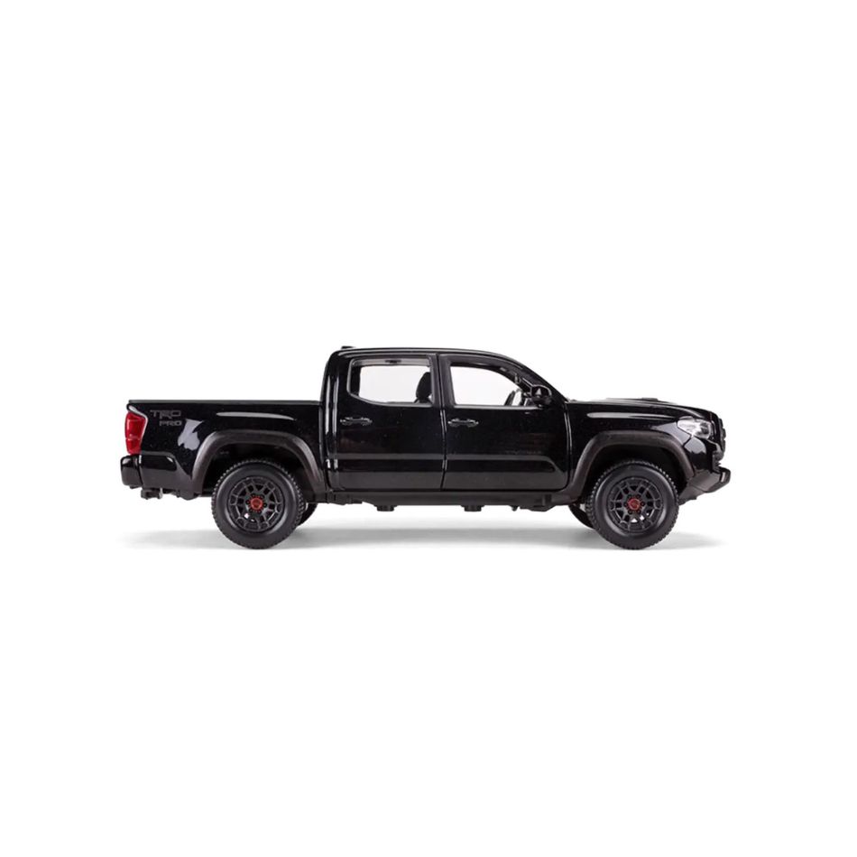 MAISTO 32910 1:27 2023 TOYOTA TACOMA TRD PRO KOUREAS TOYS