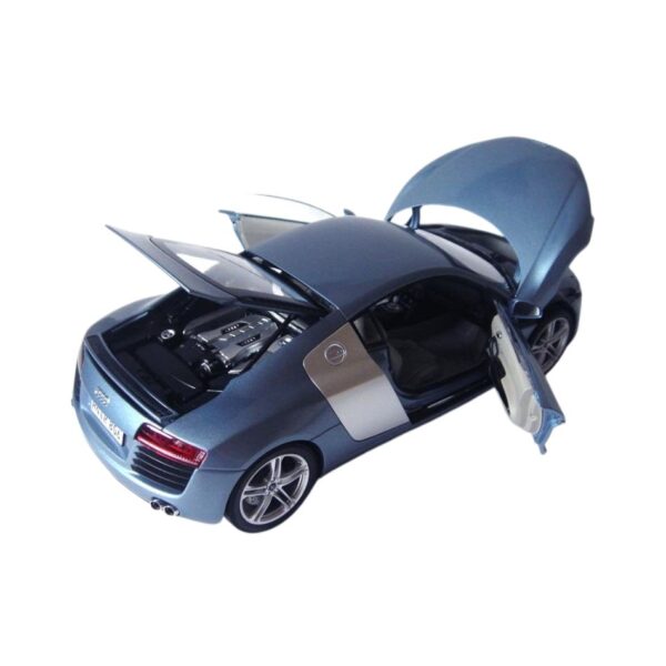 MAISTO 36143 1:18 PREMIERE EDITION AUDI R8 V10 PLUS KOUREAS TOYS