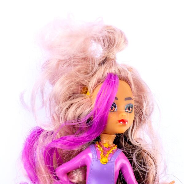 NICE 37003 MONSTER HIGH DOLL PEN KOUREAS TOYS