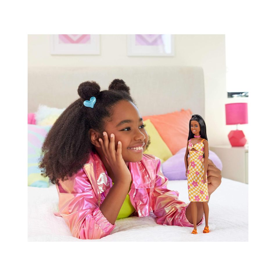BRAND HYT91 BARBIE FASHIONISTAS DOLL #233 WITH BLACK HAIR, WEARING CHECKERED ORANGE AND PINK FLOWER MIDI DRESS WITH NECKLACE AND SANDALS KOUREAS TOYS