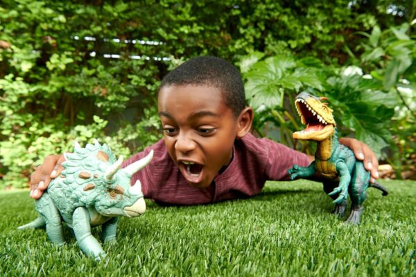 BRAND HTK79 JURASSIC WORLD EPIC EVOLUTION GIANT TRACKERS NEOVENATOR DINOSAUR KOUREAS TOYS
