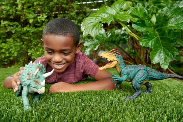 BRAND HTK79 JURASSIC WORLD EPIC EVOLUTION GIGANTIC TRACKERS TRICERATOPS KOUREAS TOYS