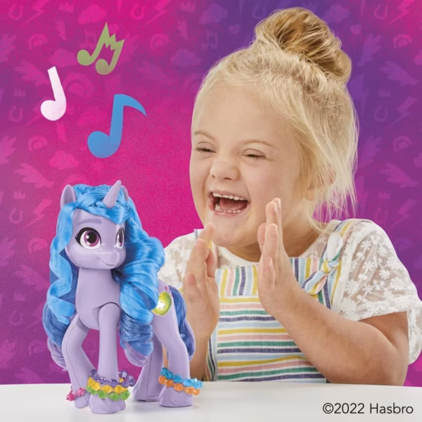 BRAND F3870 MY LITTLE PONY SEE YOUR SPARKLE IZZY MOONBOW KOUREAS TOYS