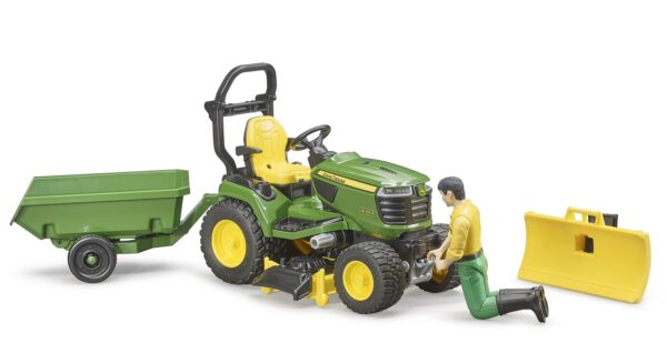 BRUDER 62104 BWORLD JOHN DEERE LAWN TRACTOR WITH TRAILER KOUREAS TOYS
